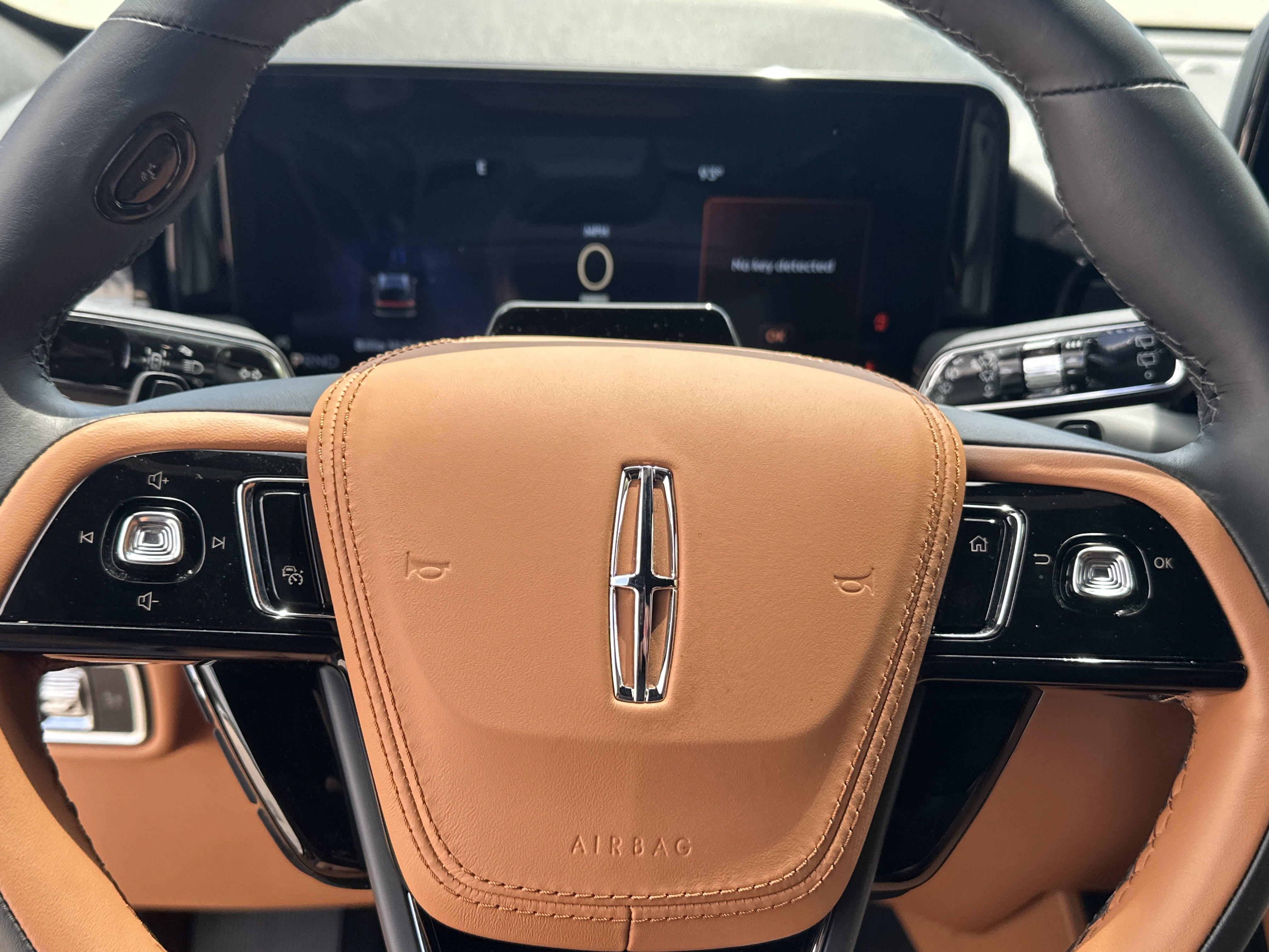 New 2025 Lincoln Aviator Black Label image 17