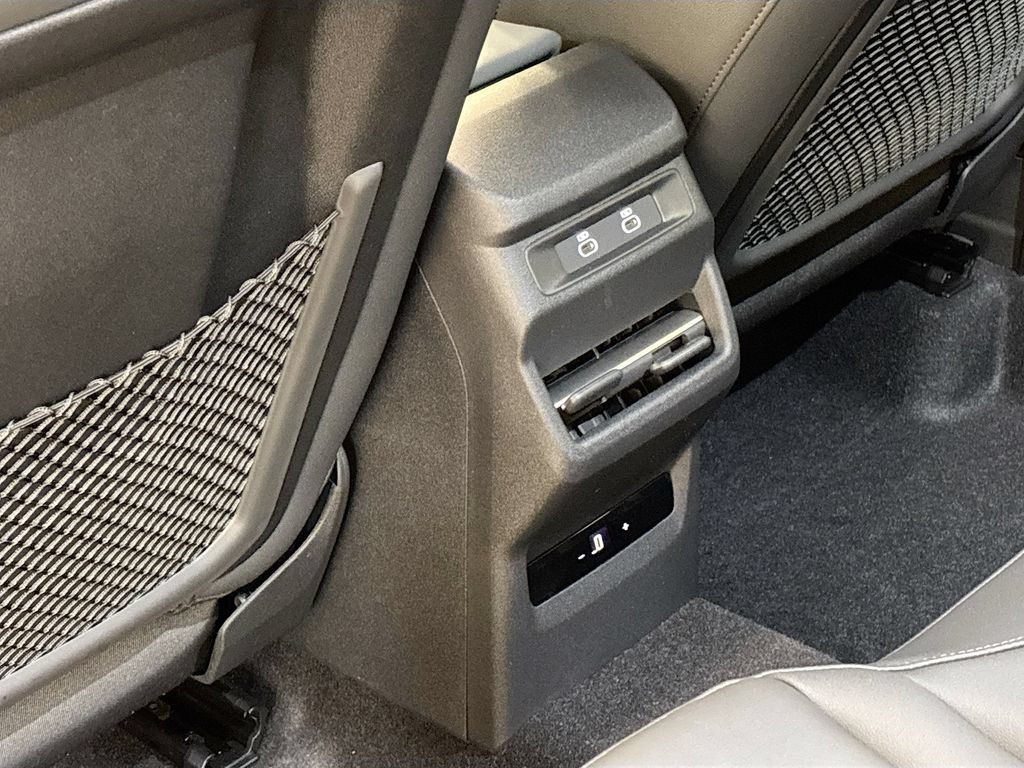 New 2026 Audi Q3 quattro 2.0T AWD/4WD image 17