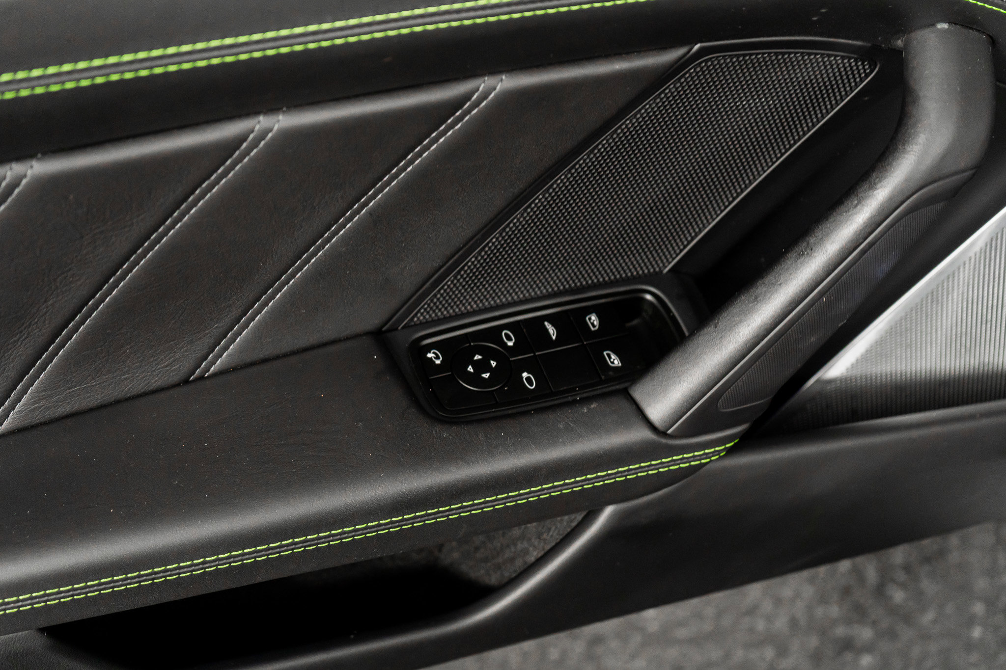 Used 2023 Porsche 911 Turbo S image 48