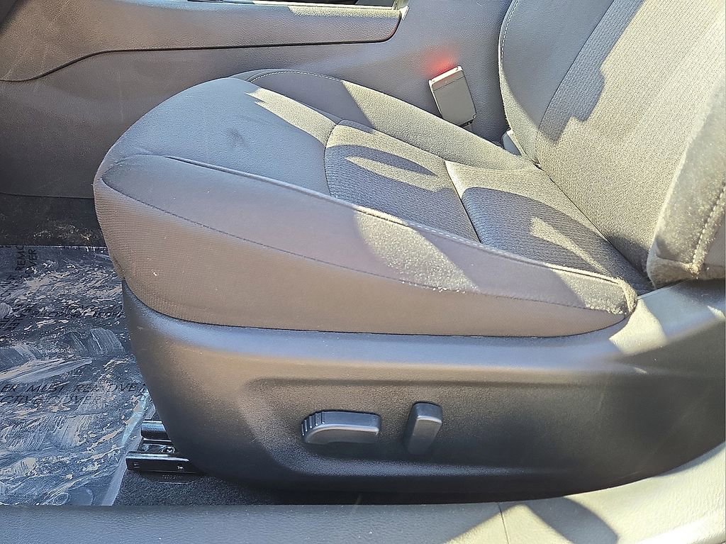 Used 2025 Nissan Altima 2.5 SV image 24