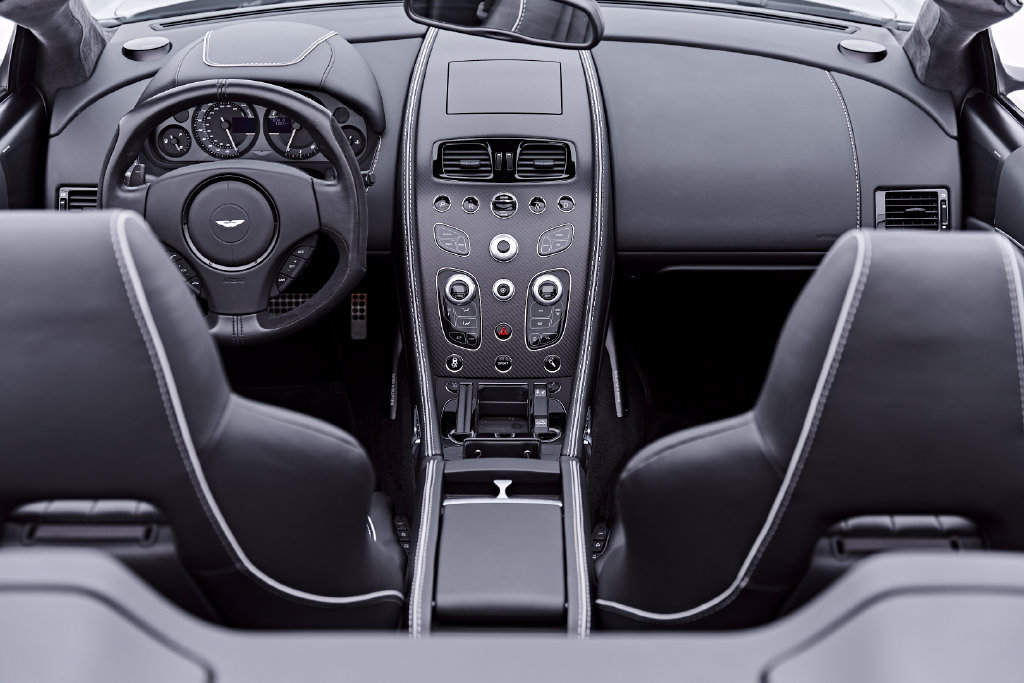 Used 2016 Aston Martin DB9 GT RWD image 62