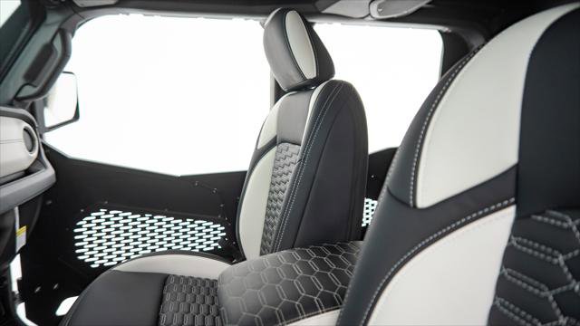 Used 2025 Jeep Gladiator Sport image 47