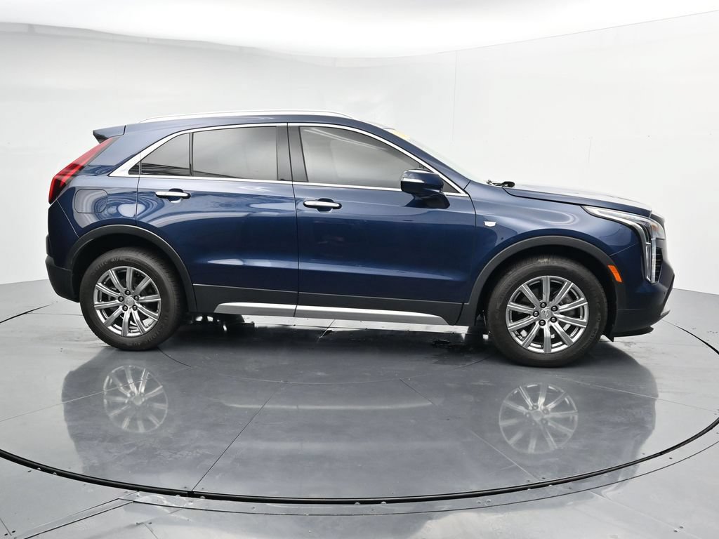 Used 2021 Cadillac XT4 Premium Luxury AWD/4WD image 9