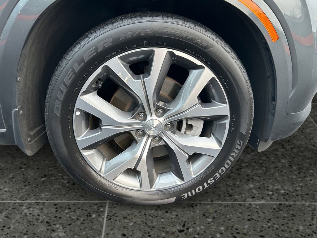 Certified 2022 Hyundai Palisade Limited w/ Winter Package image 10