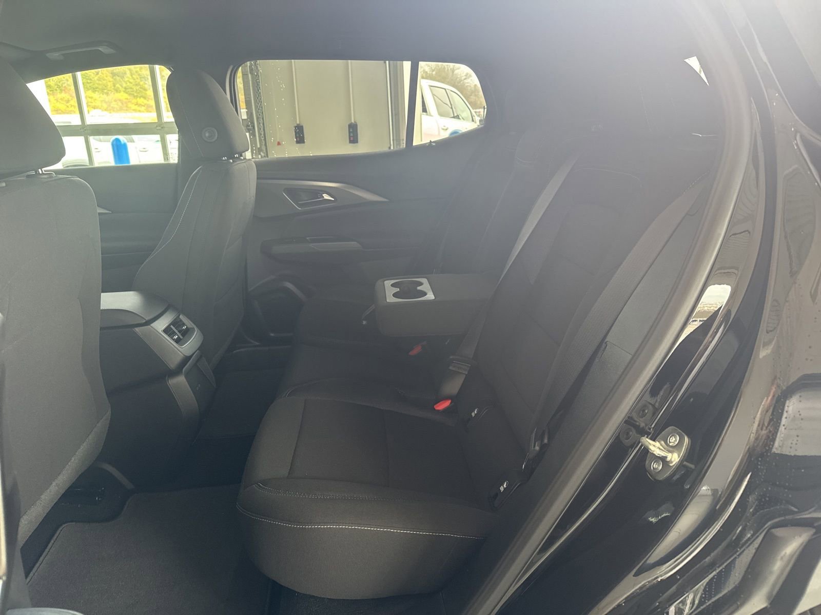 New 2026 Chevrolet Equinox EV LT image 12