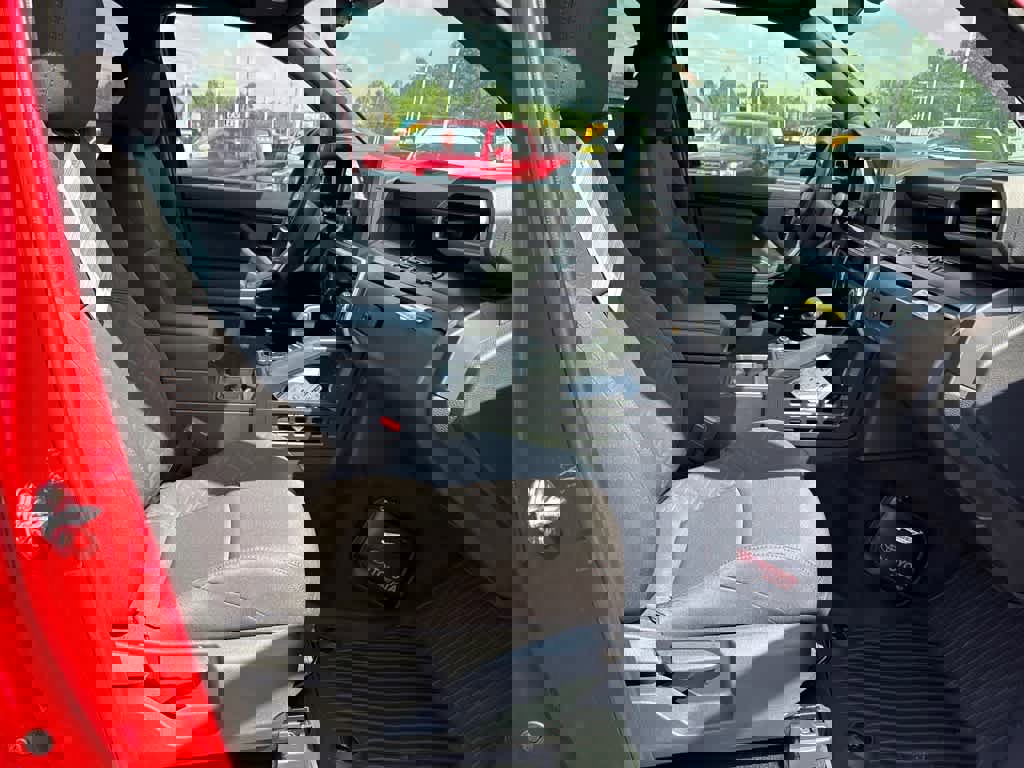 Used 2025 Toyota Tacoma SR5 w/ SR5 Upgrade Package image 6