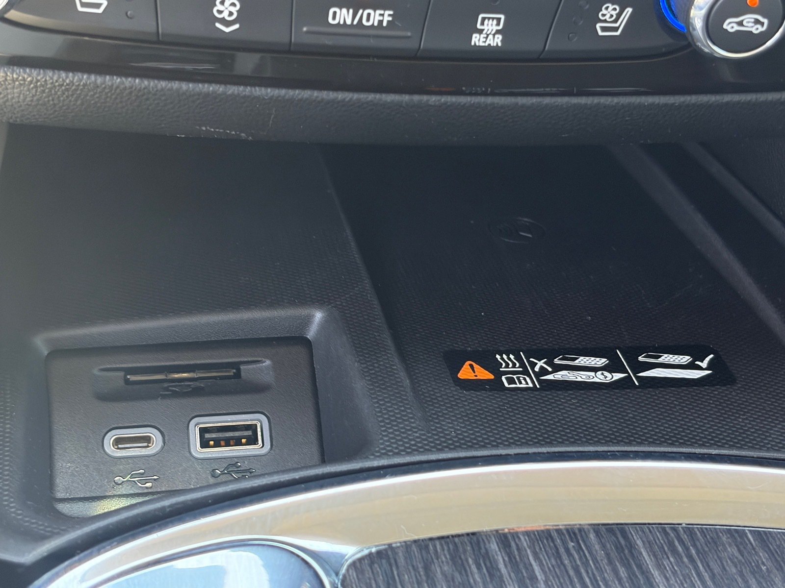 Used 2023 Buick Enclave Avenir w/ Avenir Technology Package FWD image 25