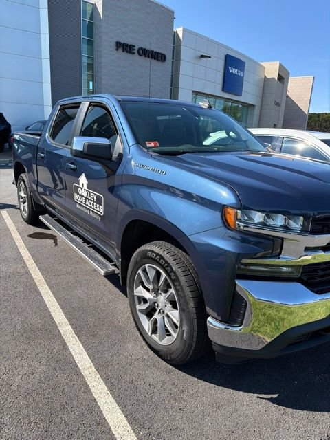 Used 2022 Chevrolet Silverado 1500 LT AWD/4WD image 16