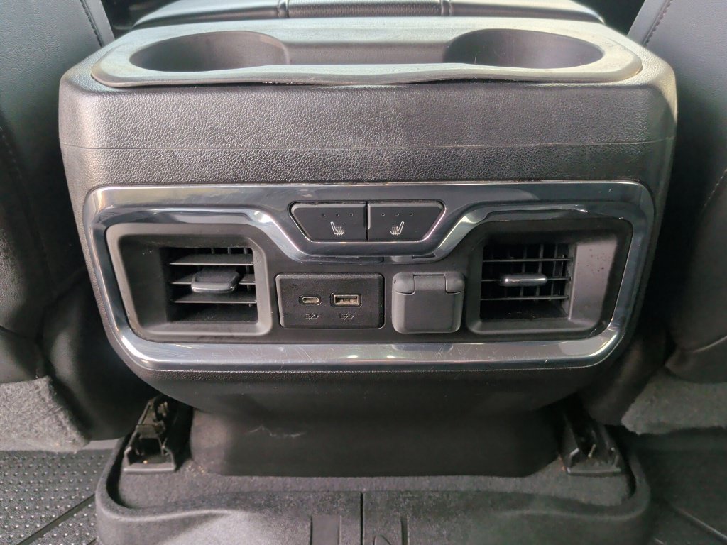 Used 2019 Chevrolet Silverado 1500 High Country w/ Technology Package AWD/4WD image 44