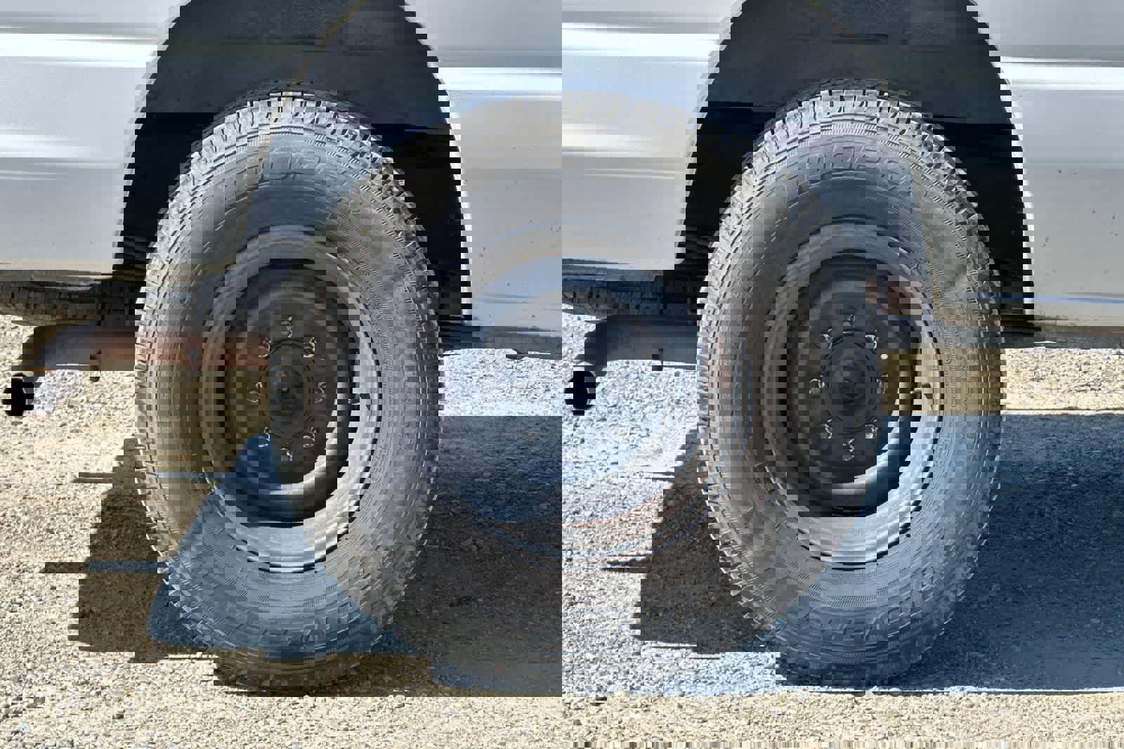 Used 2014 Ford E-250 and Econoline 250 w/ Power Group image 28