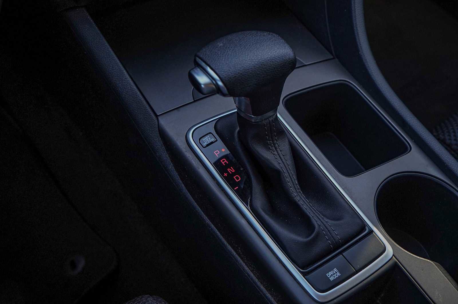 Used 2020 Kia Optima LX image 26