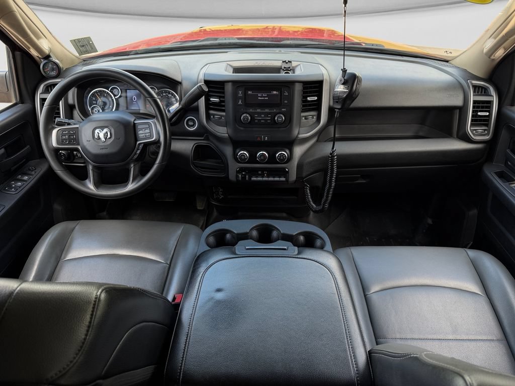 Used 2020 RAM 5500 Tradesman w/ Chrome Appearance Group AWD/4WD image 21