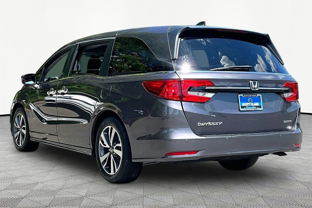 Used 2022 Honda Odyssey Touring image 5