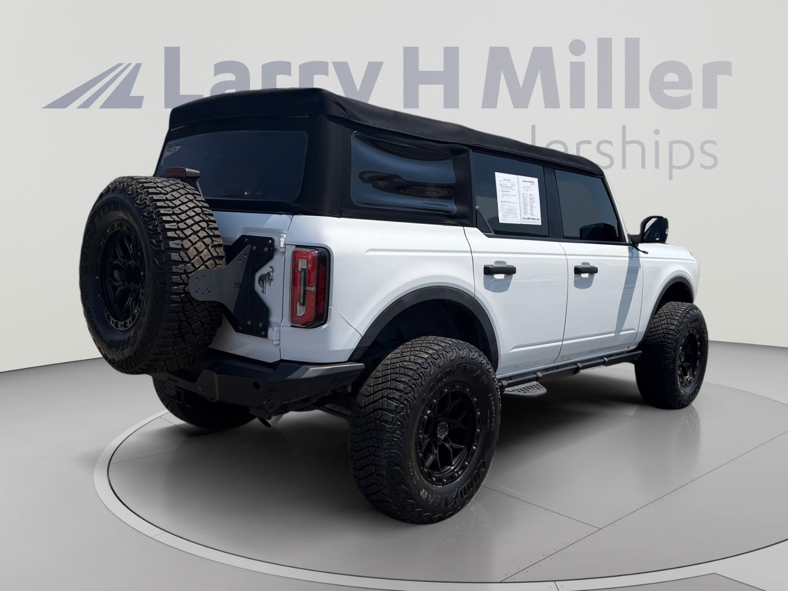 Used 2021 Ford Bronco Badlands AWD/4WD image 5