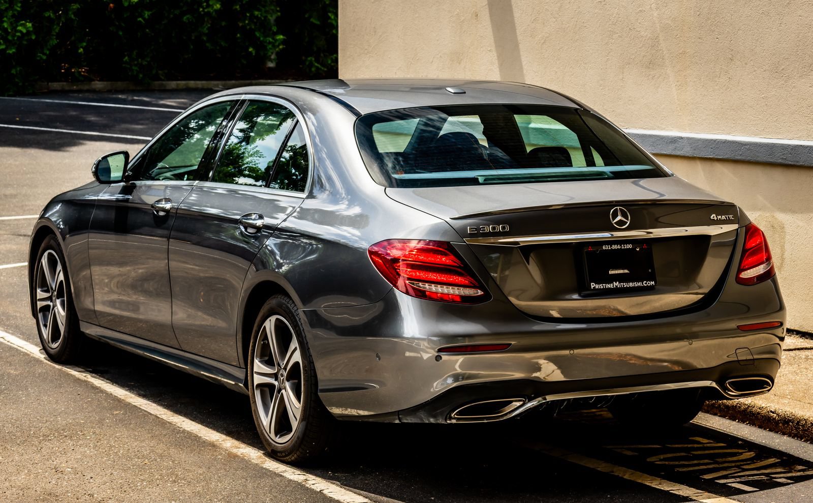 Used 2018 Mercedes-Benz E 300 4MATIC image 6