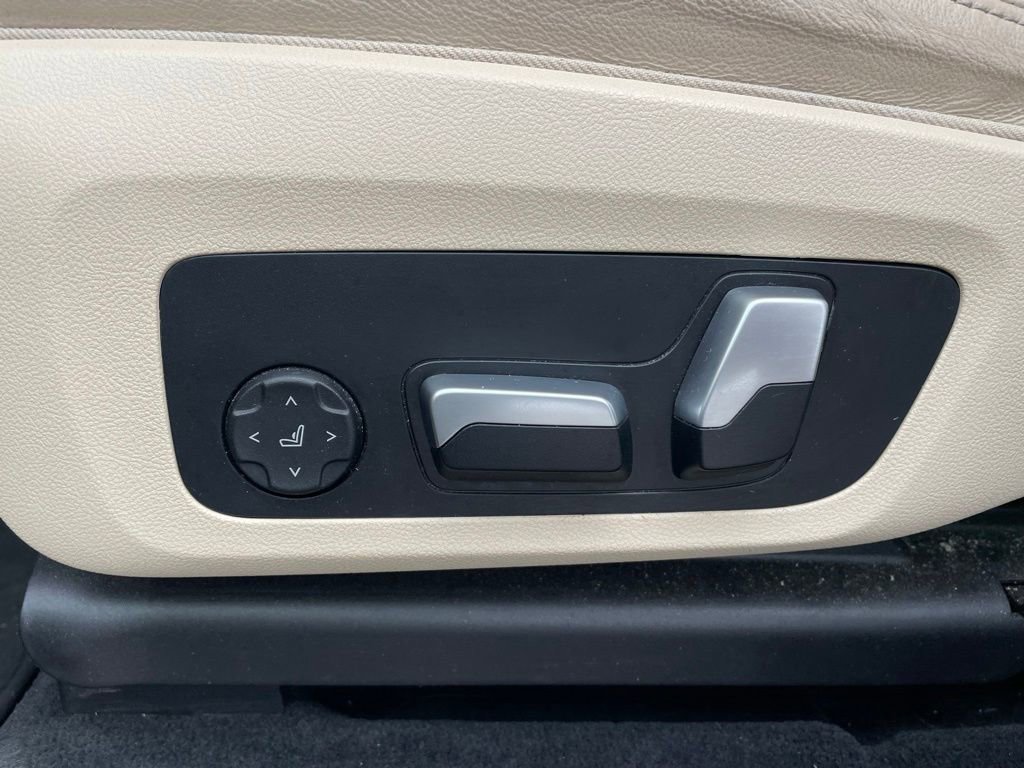 Used 2022 BMW X3 sDrive30i w/ Convenience Package RWD image 11