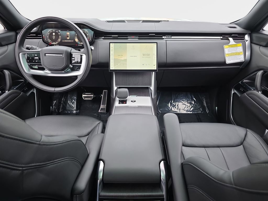 New 2025 Land Rover Range Rover Long Wheelbase SE image 9