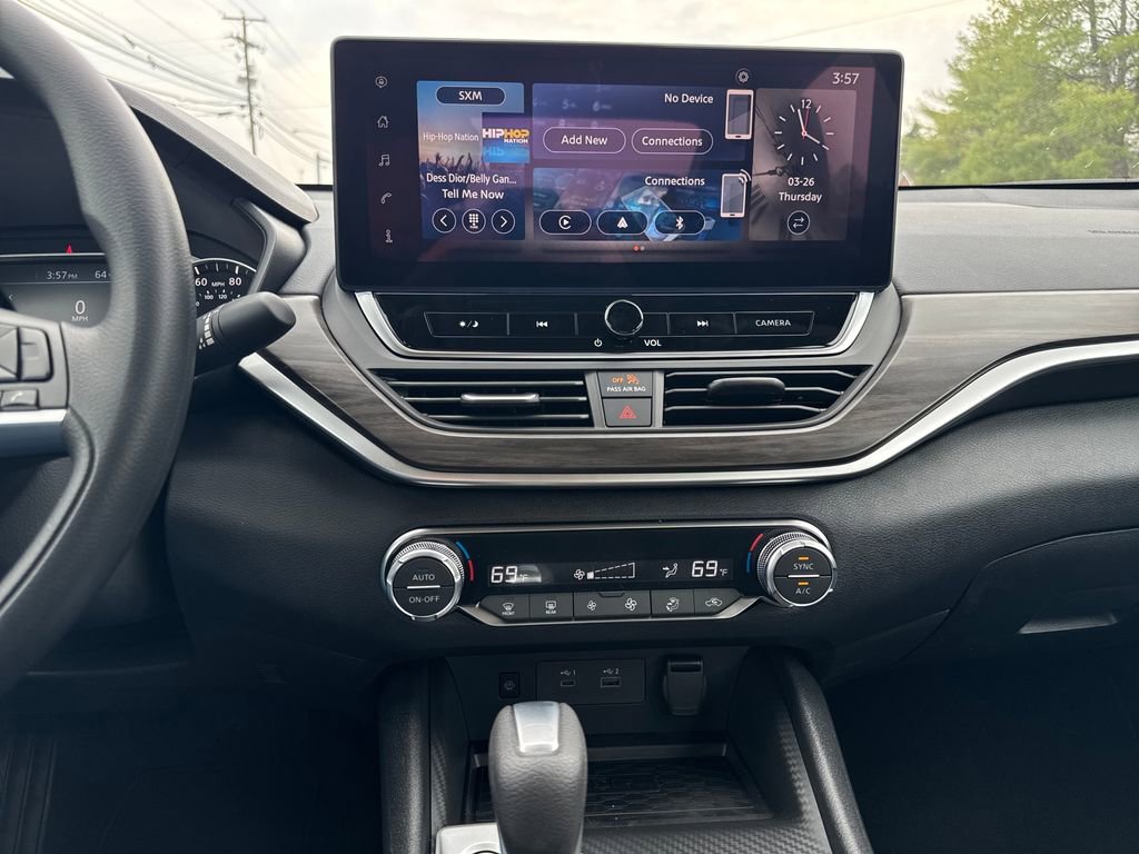 New 2026 Nissan Altima 2.5 SV w/ SV Special Edition Package image 19