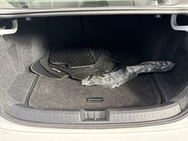 Used 2020 Volkswagen Jetta S image 32