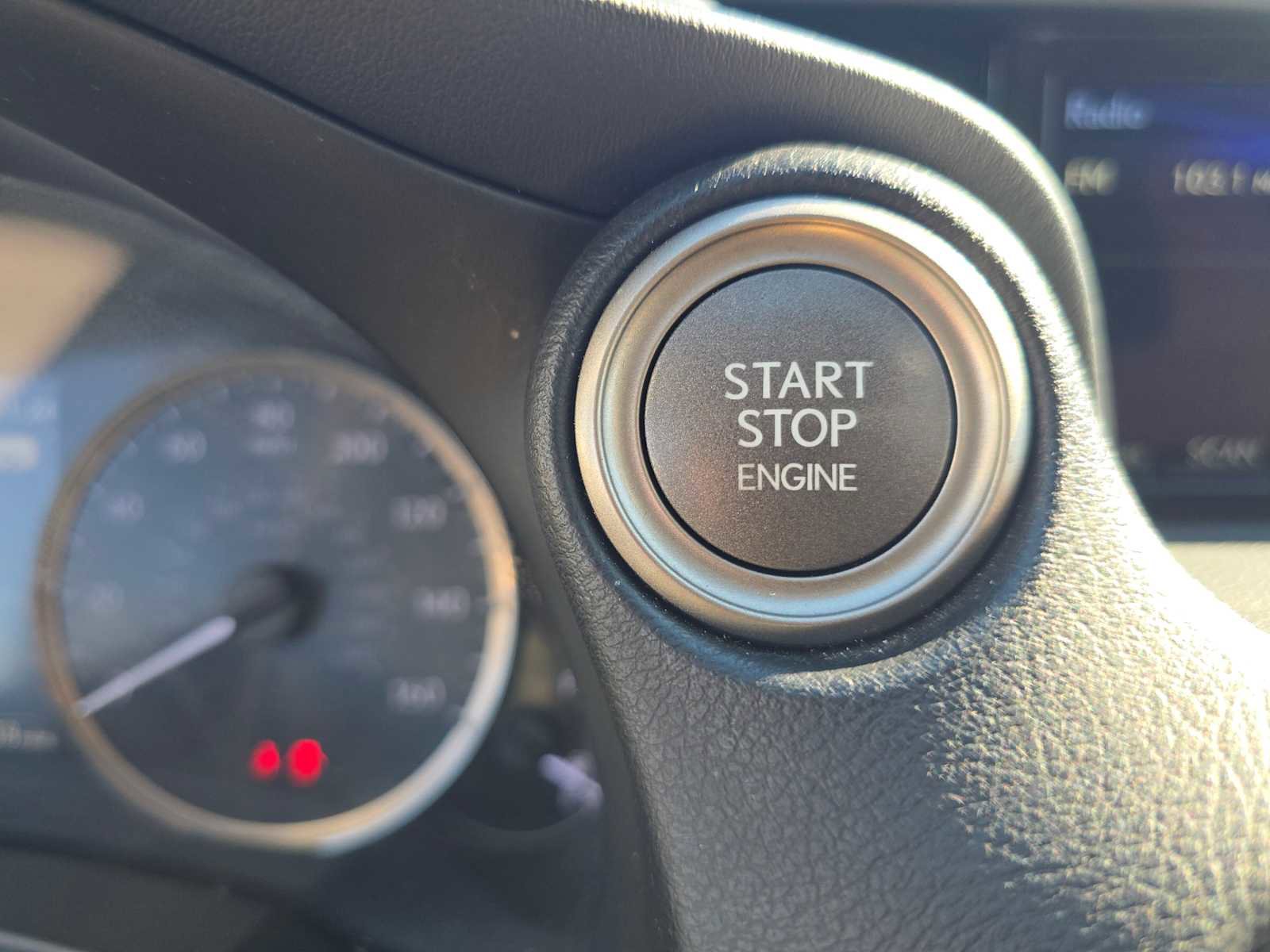 Used 2018 Lexus IS 300 image 31