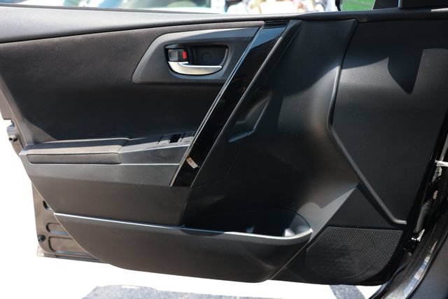 Used 2017 Toyota Corolla iM FWD image 45