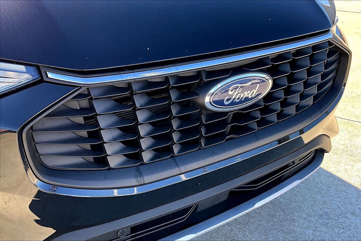 Used 2025 Ford Escape Active AWD/4WD image 52