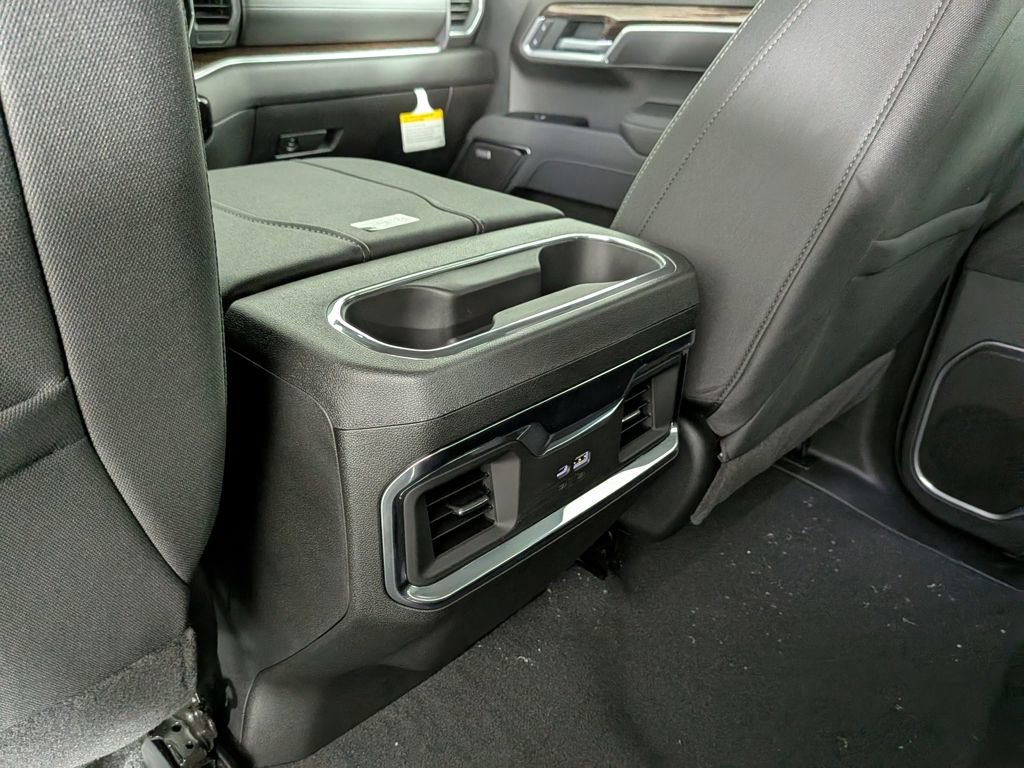 New 2026 GMC Sierra 1500 Elevation image 28
