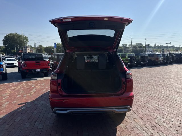 Used 2025 Mitsubishi Outlander SE FWD image 29