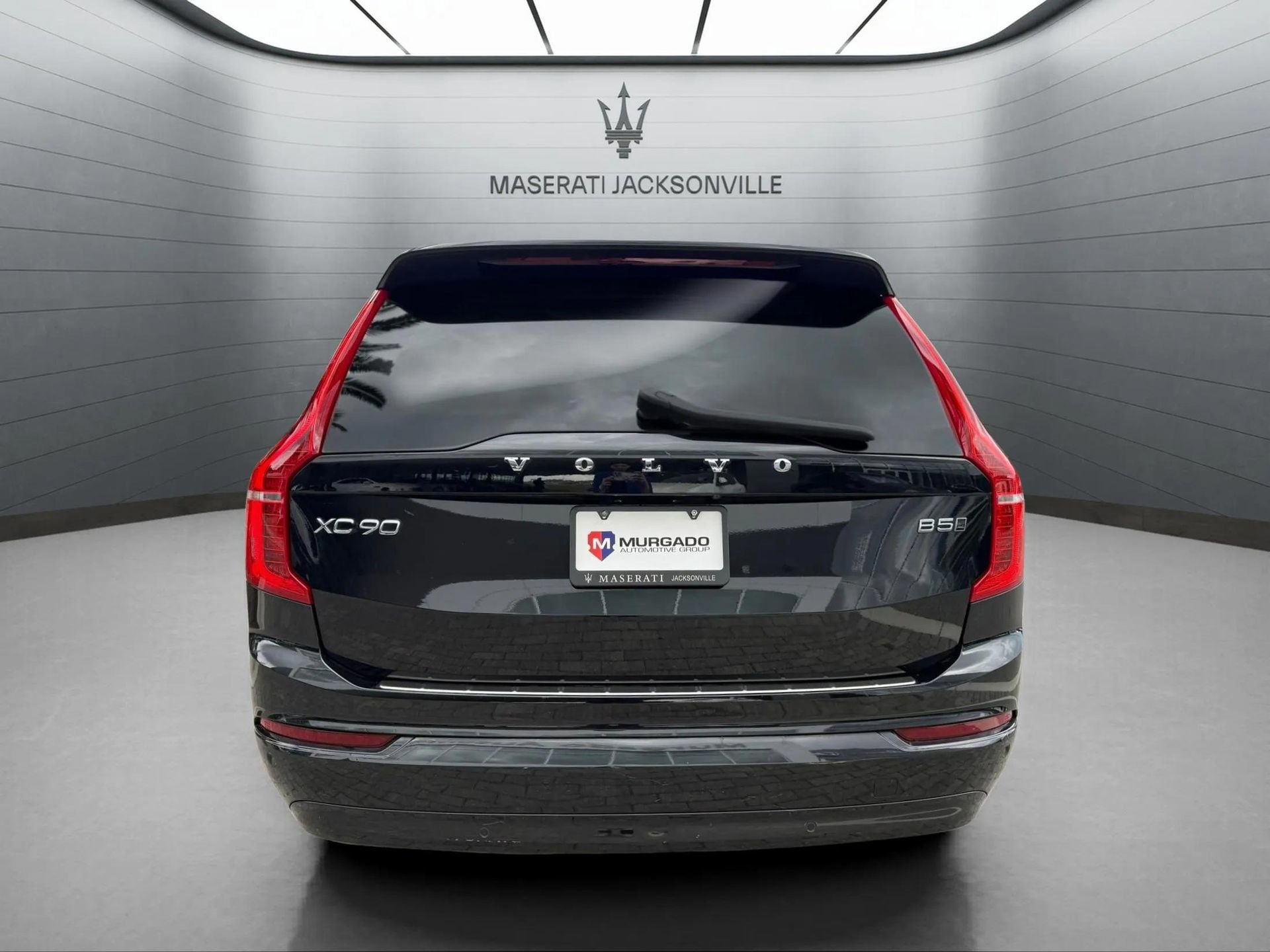 Used 2023 Volvo XC90 B5 Core w/ Protection Package Premier image 11