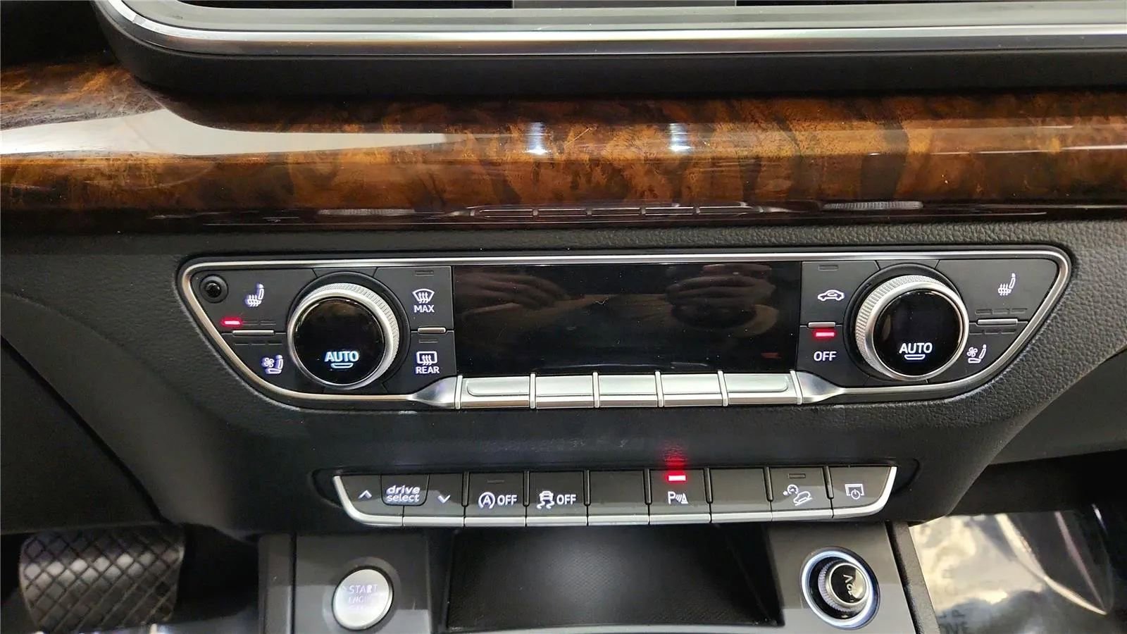 Used 2018 Audi Q5 2.0T Premium Plus w/ Premium Plus Package image 19