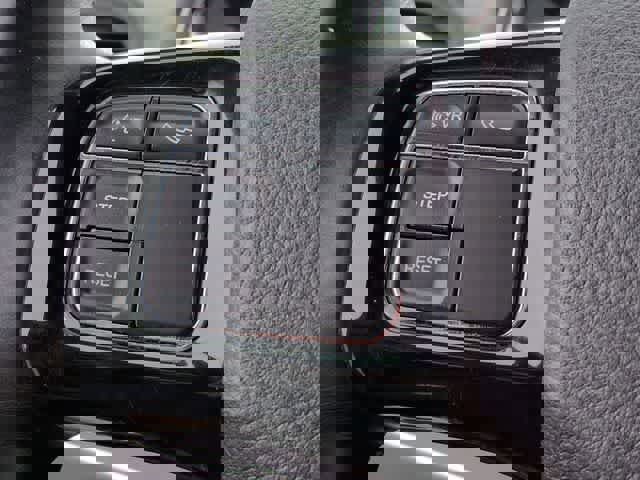 Used 2016 Dodge Grand Caravan SE image 23