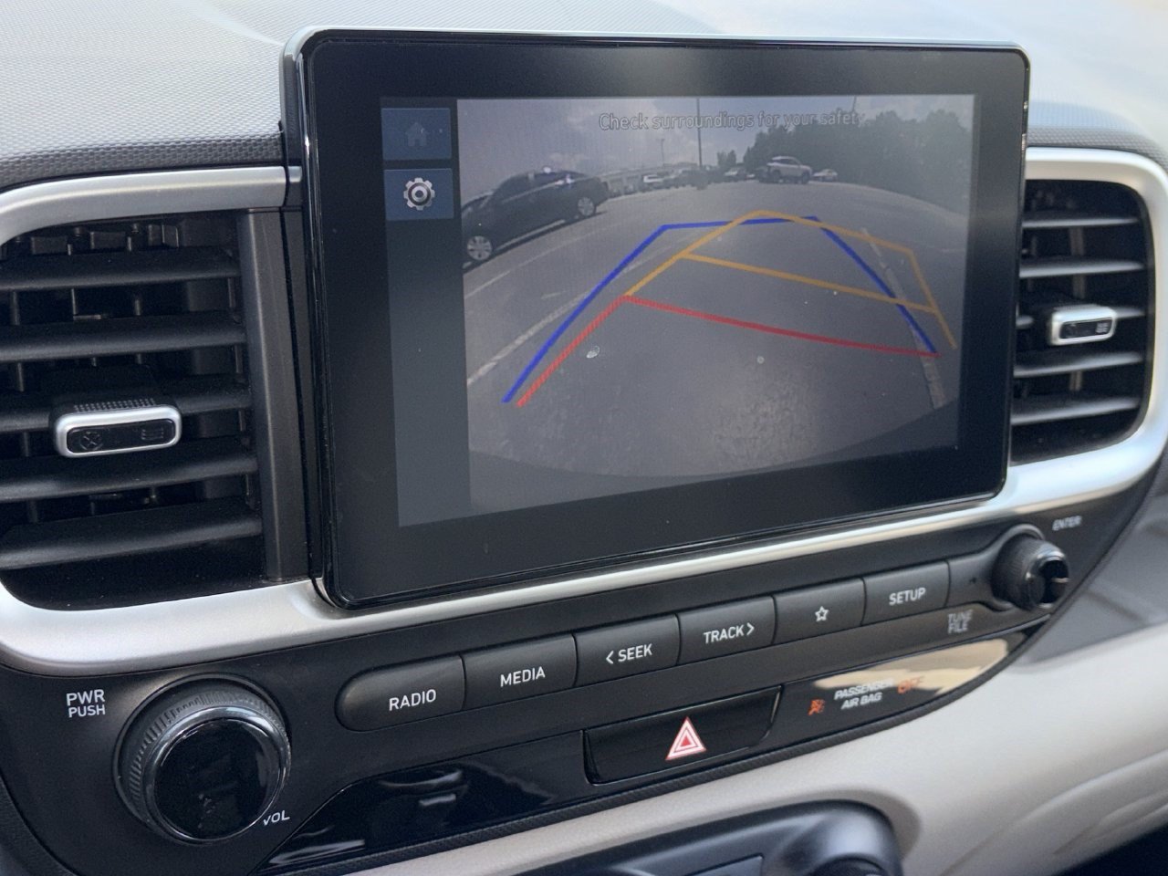 Used 2026 Hyundai Venue SEL FWD image 5