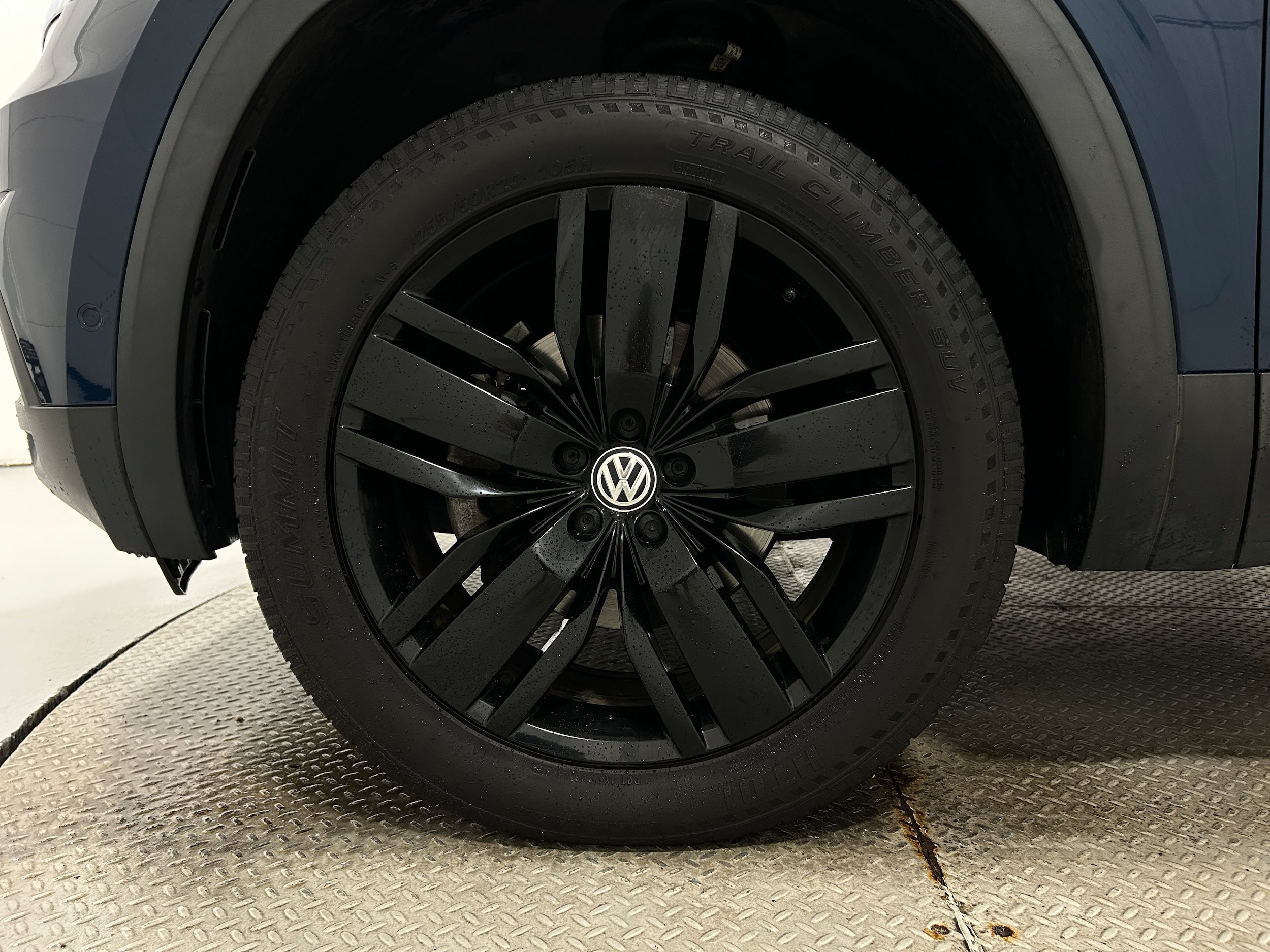 Used 2019 Volkswagen Atlas SEL Premium AWD/4WD image 40