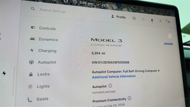 Used 2025 Tesla Model 3 Long Range image 38