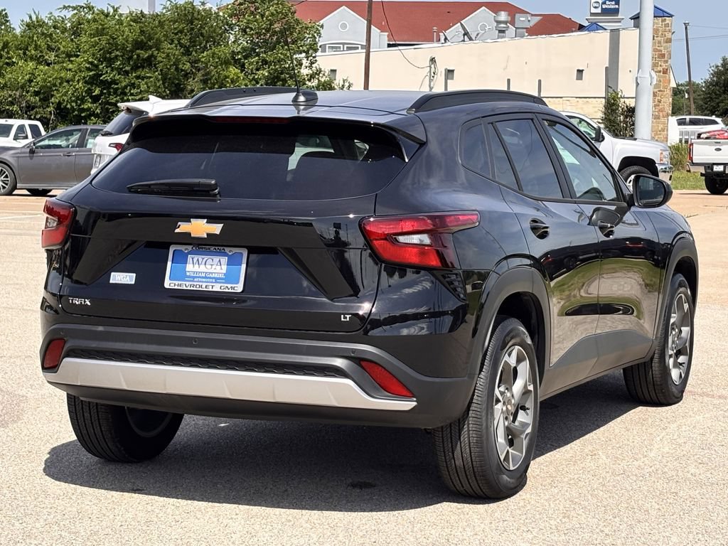 New 2026 Chevrolet Trax LT w/ Driver Confidence Package FWD image 4