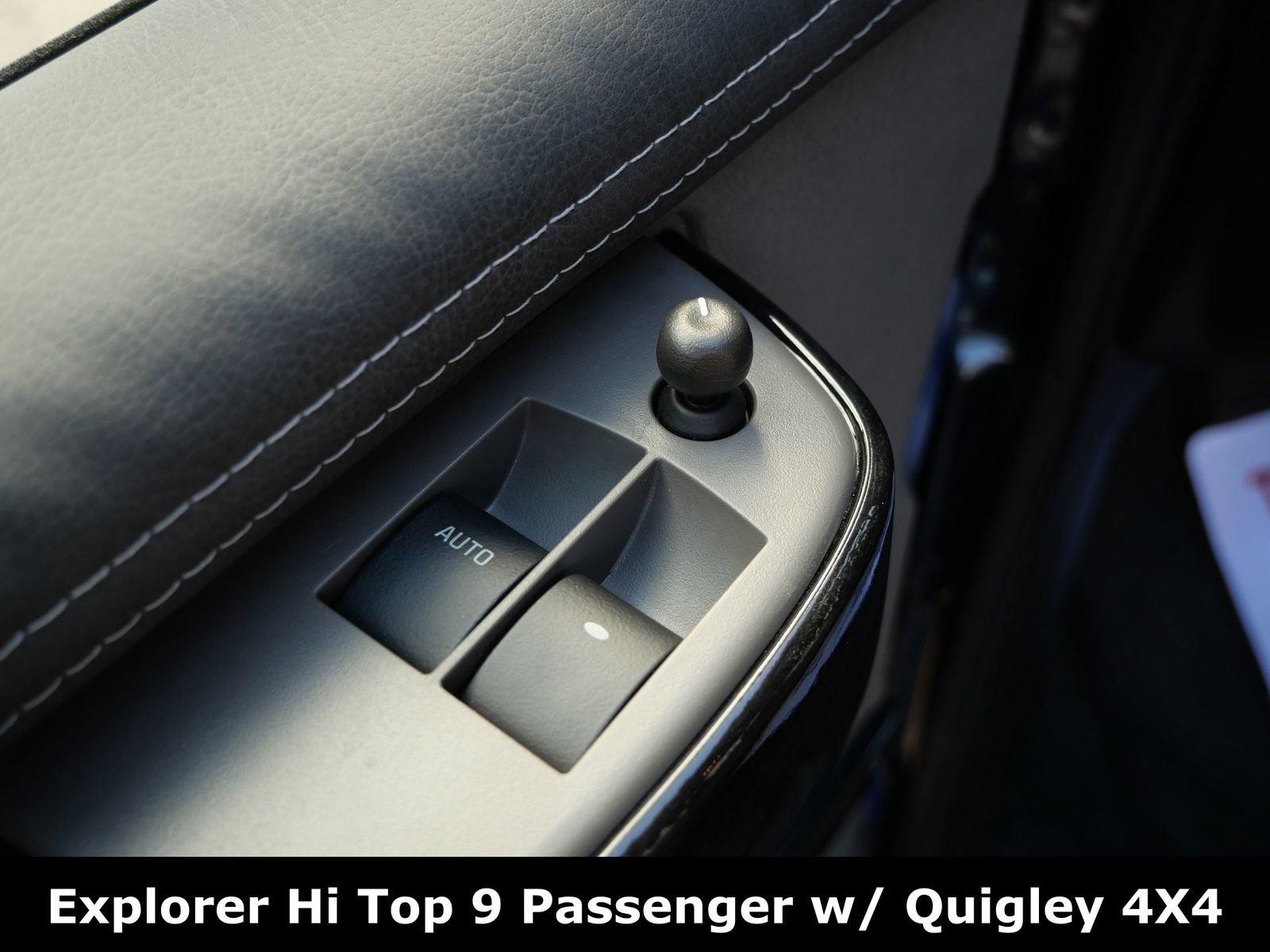 Used 2025 GMC Savana 3500 LT w/ LT Preferred Equipment Group image 32