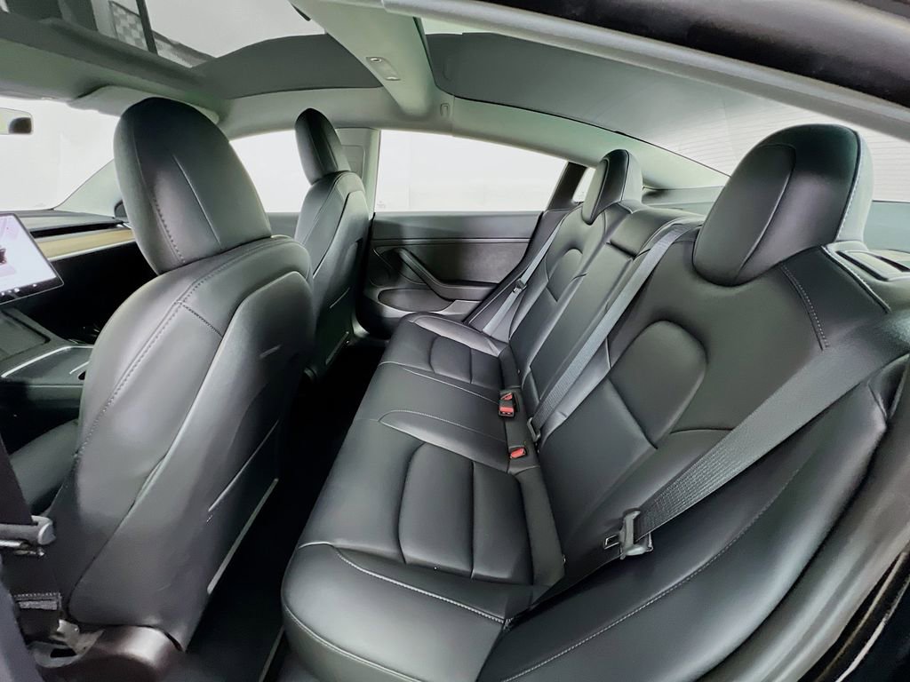 Used 2023 Tesla Model 3 Performance image 21