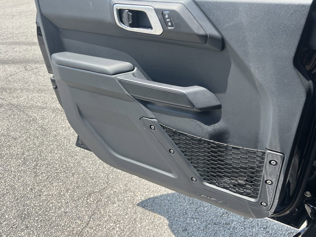 New 2025 Ford Bronco 4-Door AWD/4WD image 12