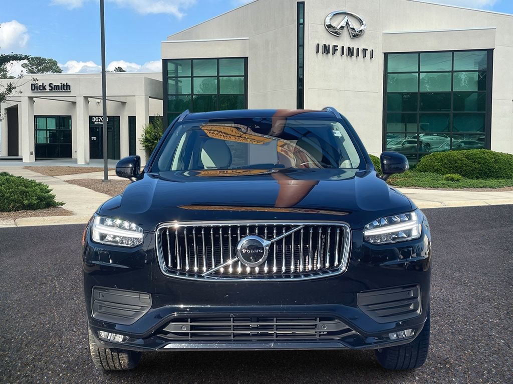 Used 2022 Volvo XC90 T6 Momentum w/ Advanced Package image 2