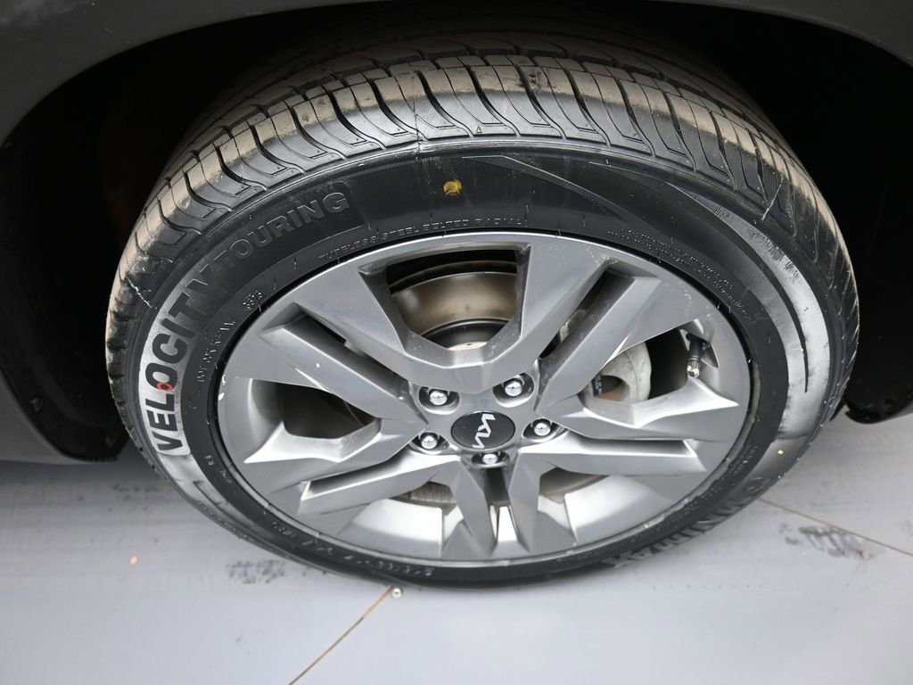 Certified 2022 Kia Seltos S image 12