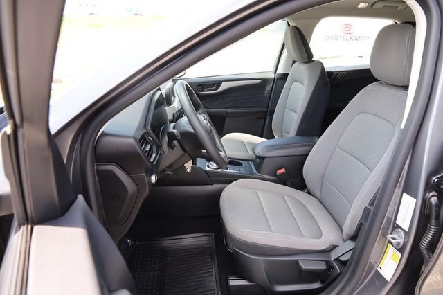 Certified 2022 Ford Escape S FWD image 7