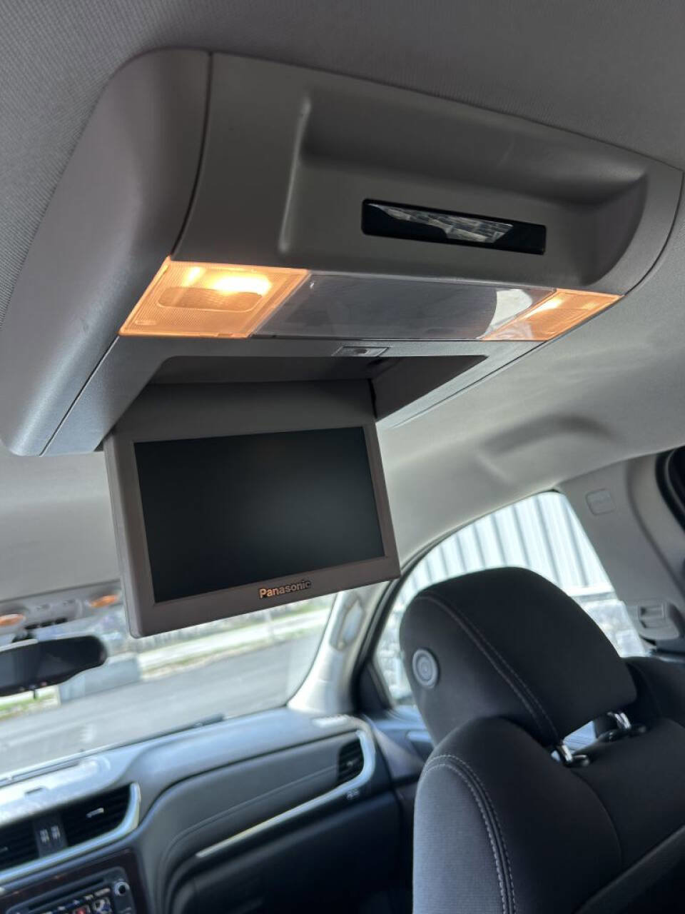 Used 2017 Chevrolet Traverse LT w/ Traveler's Package image 20