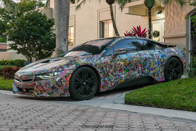 Used 2017 BMW i8 image 19