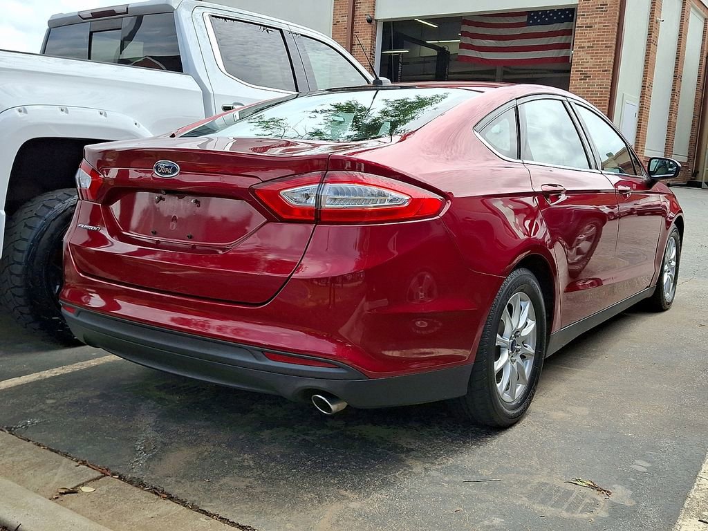Used 2015 Ford Fusion S FWD image 3