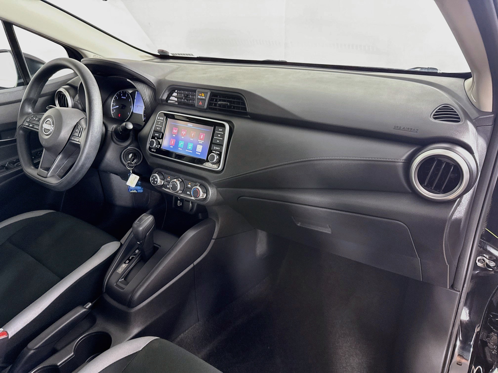 Used 2025 Nissan Versa S w/ Trunk Package FWD image 34
