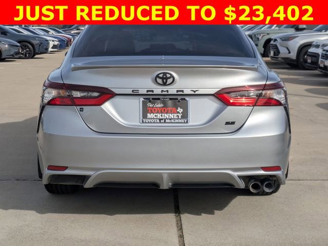 Used 2023 Toyota Camry SE image 5