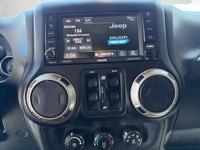 Used 2016 Jeep Wrangler Unlimited Sahara AWD/4WD image 17