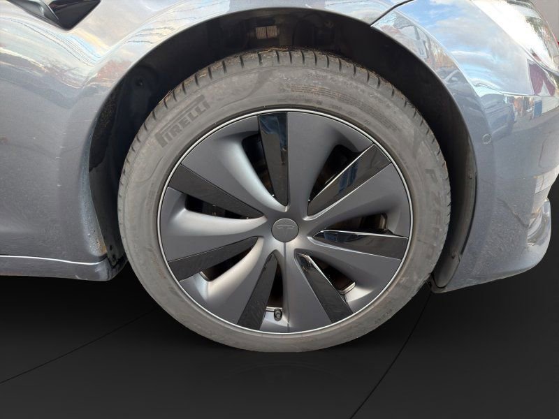 Used 2021 Tesla Model S Long Range image 24