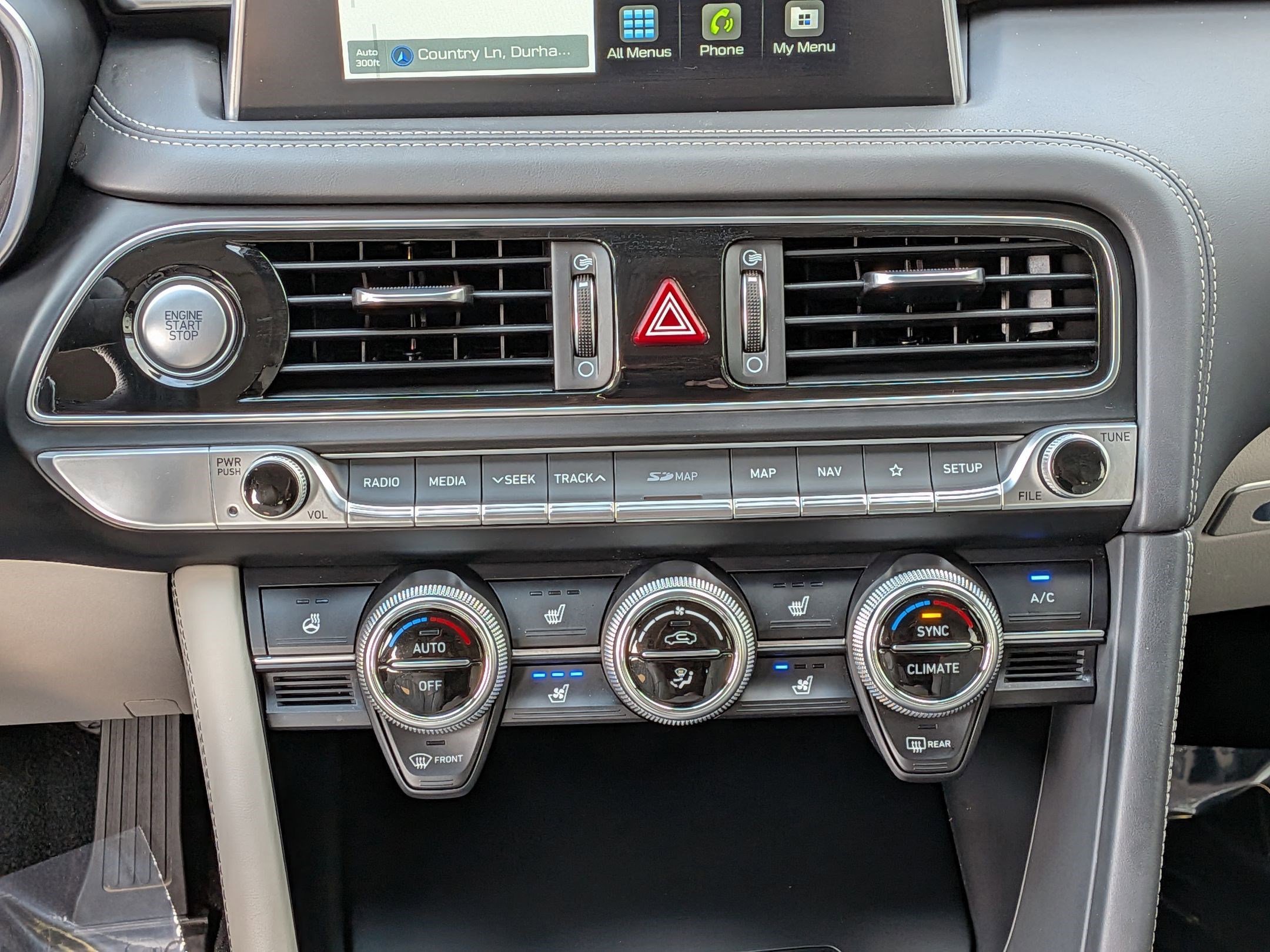 Used 2021 Genesis G70 2.0T w/ Prestige Package image 27