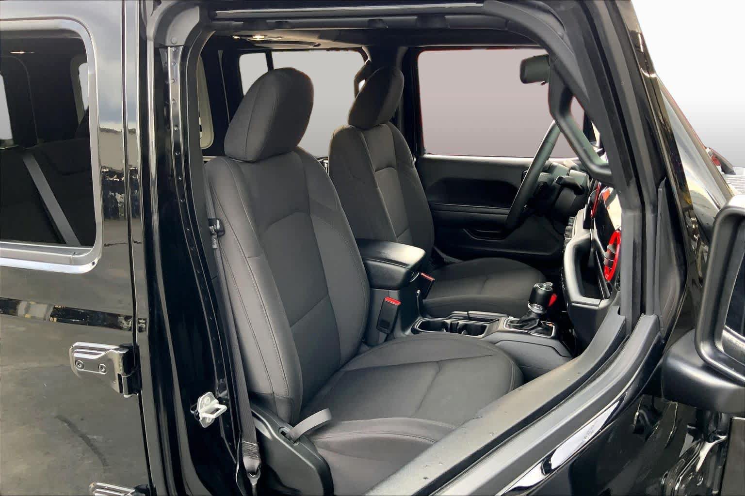 Used 2023 Jeep Wrangler Unlimited Sport AWD/4WD image 9